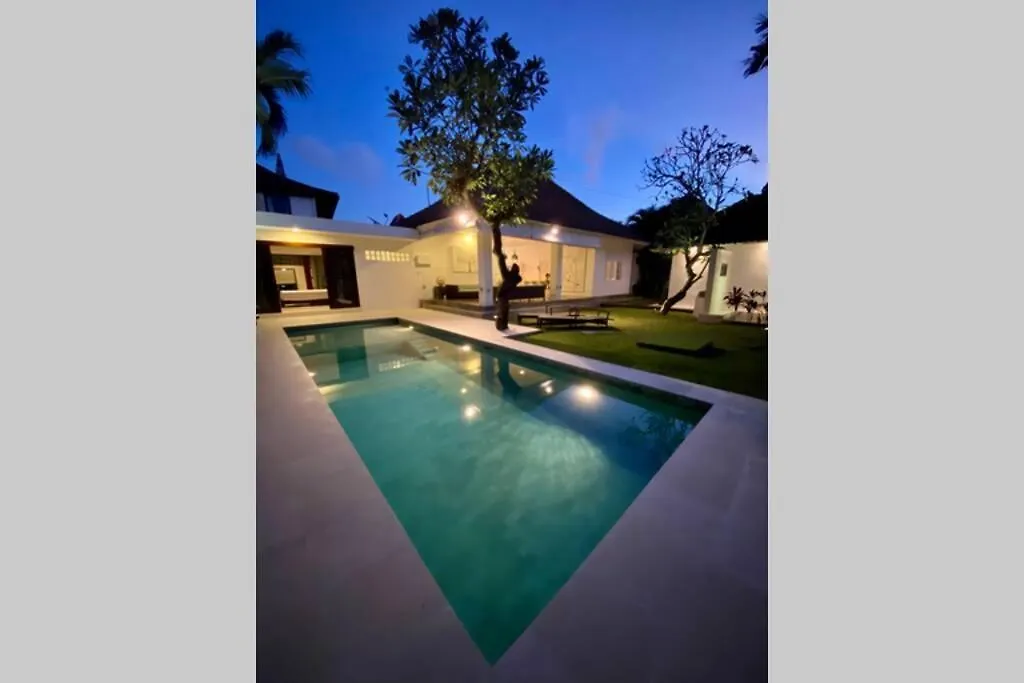 Villa Lola Seminyak
